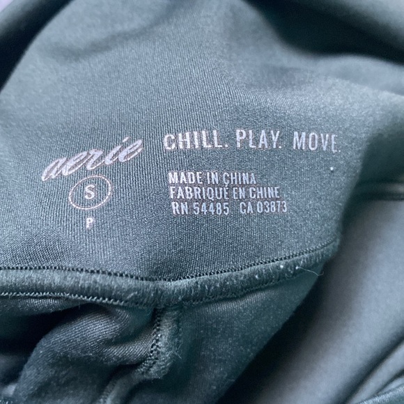 Aerie green offline leggings. - Picture 2 of 2